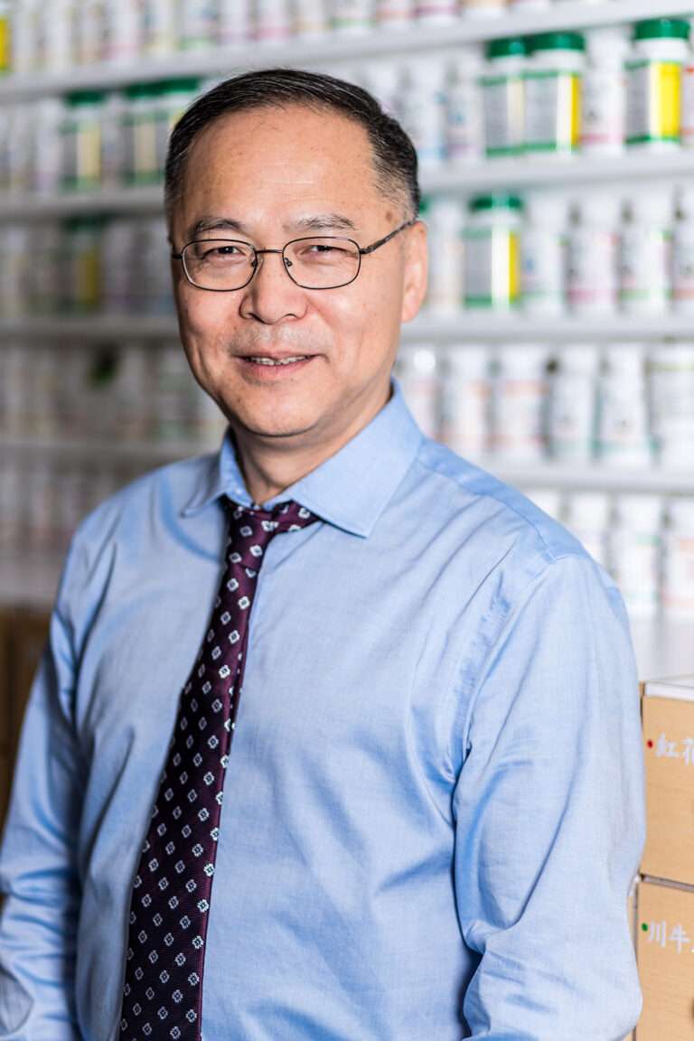 Chinese medicine doctor, acupuncturist, Kevin Hu